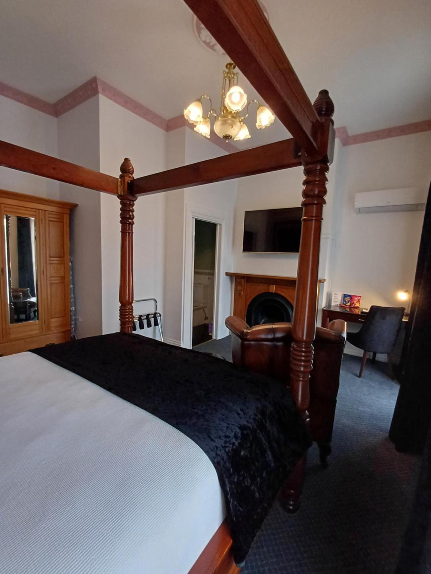 Art Hotel On York Launceston Esterno foto
