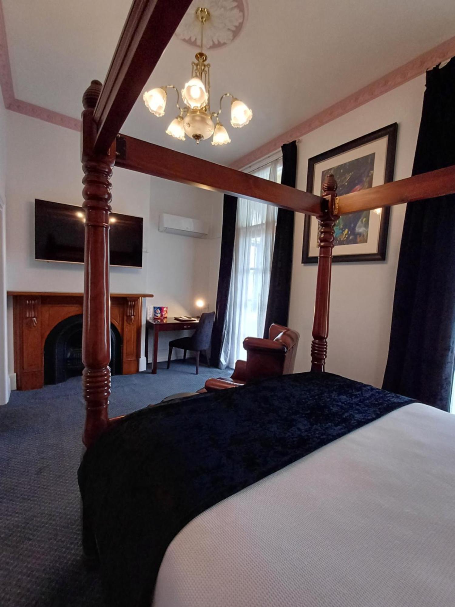 Art Hotel On York Launceston Esterno foto